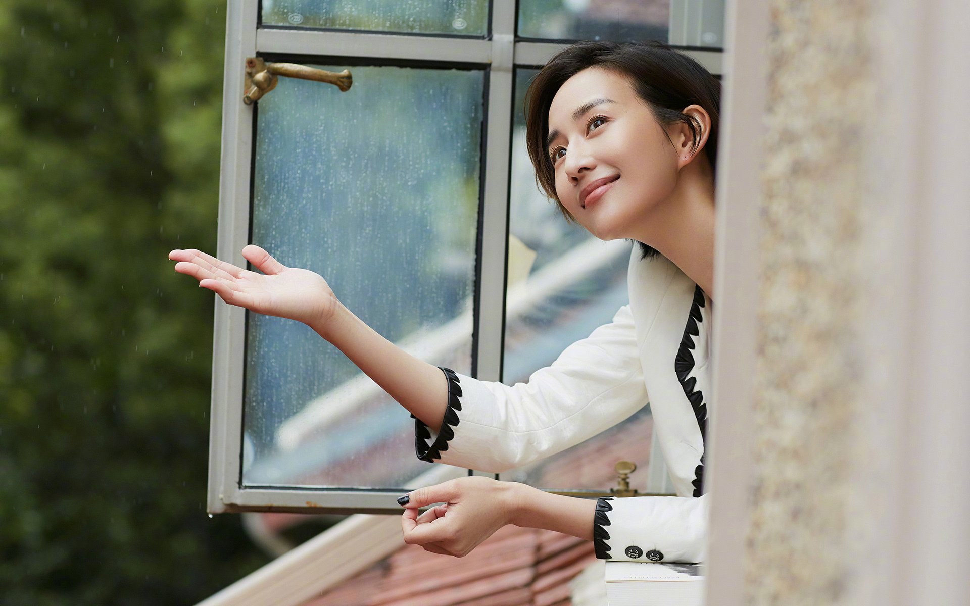 萨拉赫完美发挥点燃巅峰对决,里昂力克挪威劲旅彰显豪门底蕴