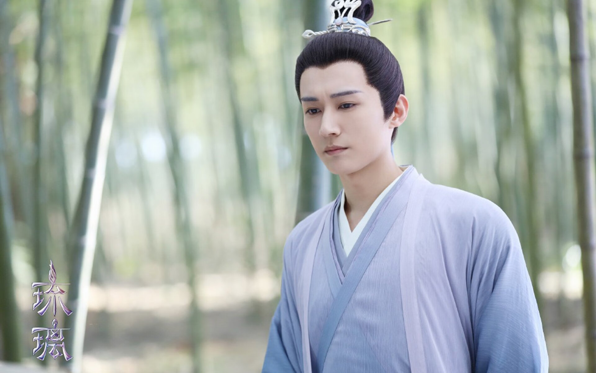 北欧重锤与红色闪电,当丹麦碾压贝蒂斯,奥斯梅恩在F1新赛季揭幕战上演双重奏