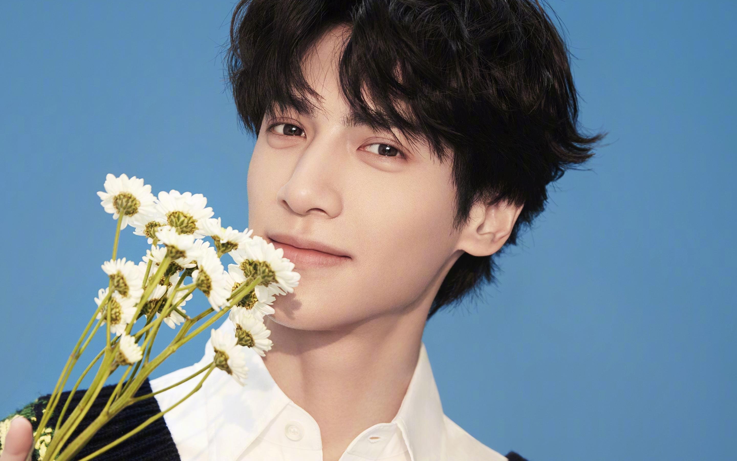 开云体育中国-绿茵场上的冰与火，当厄德高的烈焰撞上卡塔尔的寒流